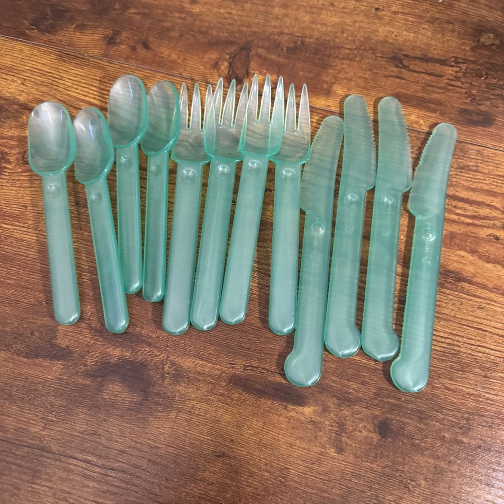 Vintage Aqua Blue‎ Heavy Plastic Picnic Flatware Set 12 Pc Camping Utensils